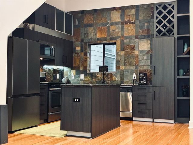 2010 Blodgett Street G, Houston, TX 77004