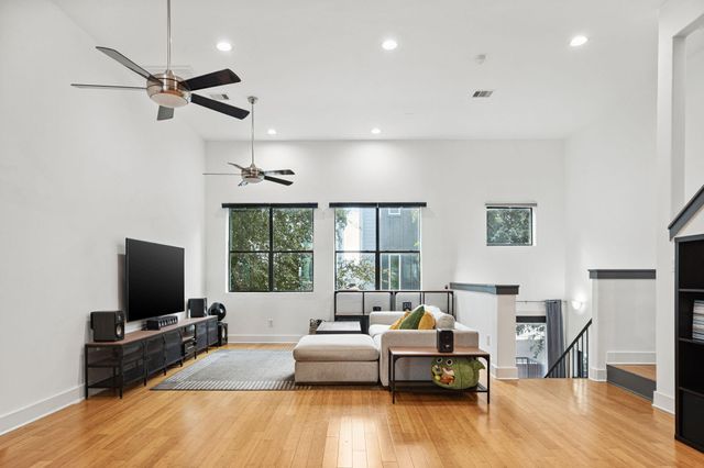 2010 Blodgett Street G, Houston, TX 77004