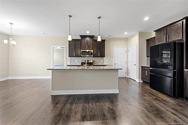 5427 Debut Avenue, Hope Mills, NC 28347