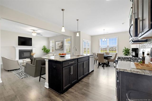 5427 Debut Avenue, Hope Mills, NC 28347