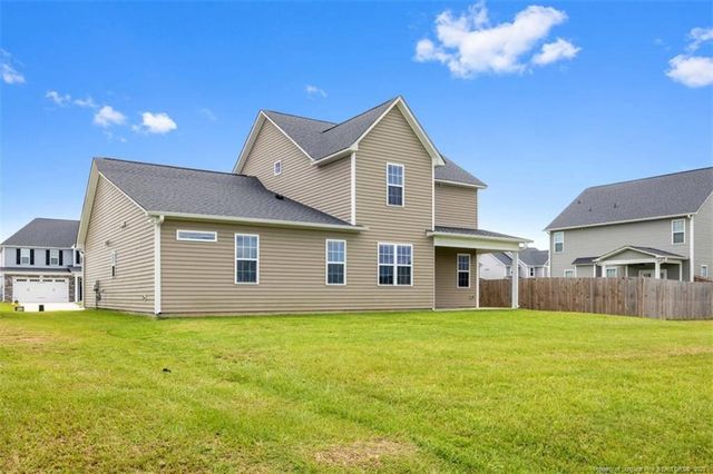 5427 Debut Avenue, Hope Mills, NC 28347