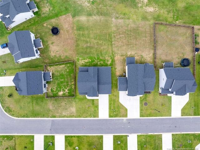5427 Debut Avenue, Hope Mills, NC 28347