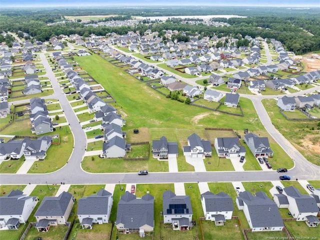 5427 Debut Avenue, Hope Mills, NC 28347
