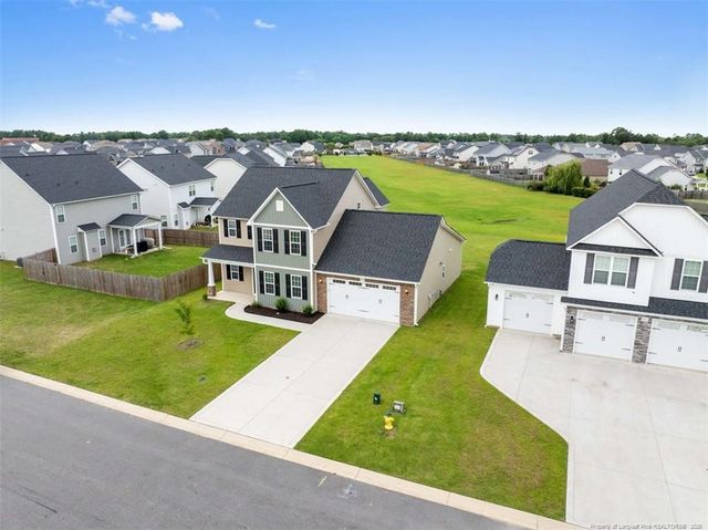 5427 Debut Avenue, Hope Mills, NC 28347