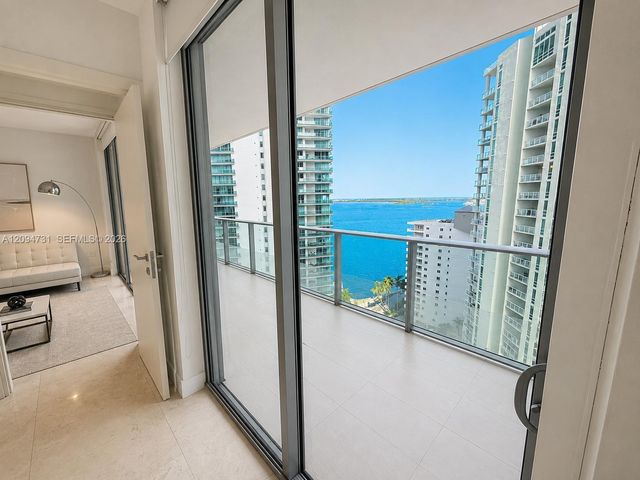 1300 Brickell Bay Drive 1904, Miami, FL 33131