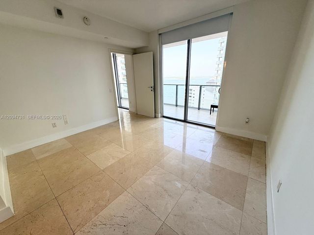 1300 Brickell Bay Drive 1904, Miami, FL 33131
