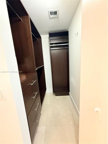 1300 Brickell Bay Drive 1904, Miami, FL 33131