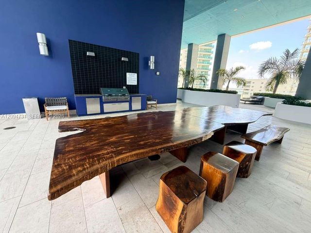 1300 Brickell Bay Drive 1904, Miami, FL 33131
