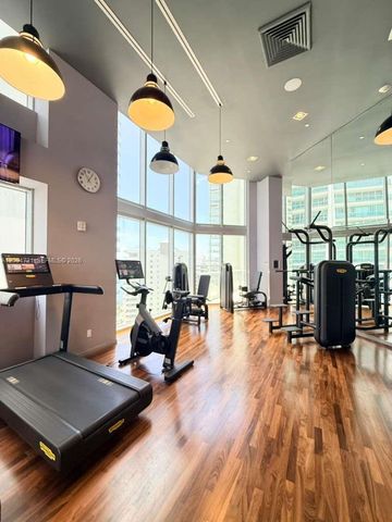 1300 Brickell Bay Drive 1904, Miami, FL 33131