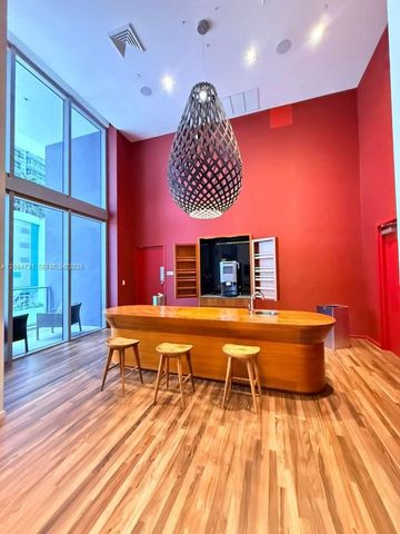 1300 Brickell Bay Drive 1904, Miami, FL 33131