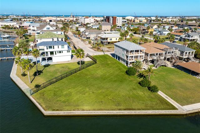 6319 Avenue L, Galveston, TX 77551