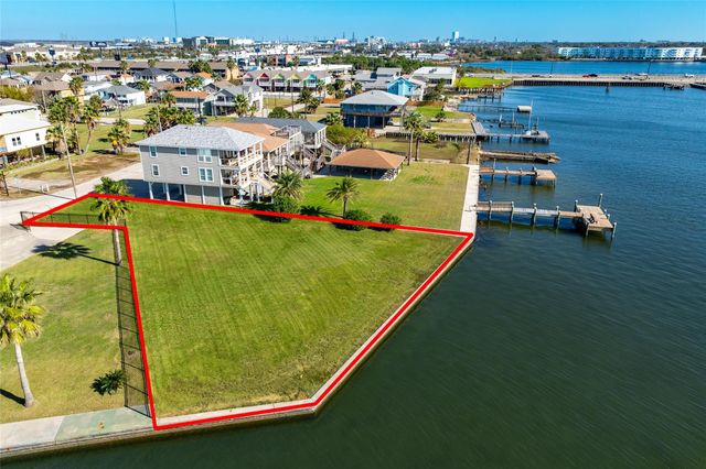 6319 Avenue L, Galveston, TX 77551