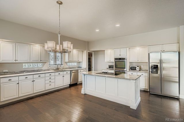 7832 W Oxford Circle, Lakewood, CO 80235