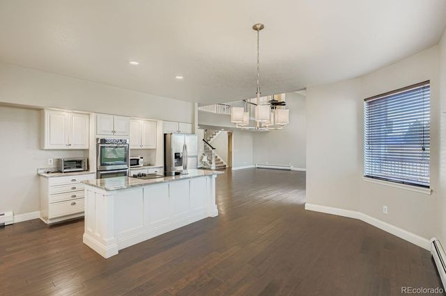 7832 W Oxford Circle, Lakewood, CO 80235