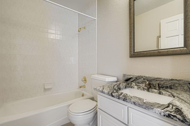 7832 W Oxford Circle, Lakewood, CO 80235