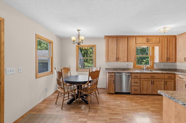 736 Lasso Lane, Eagan, MN 55123
