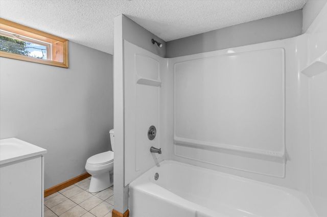 736 Lasso Lane, Eagan, MN 55123