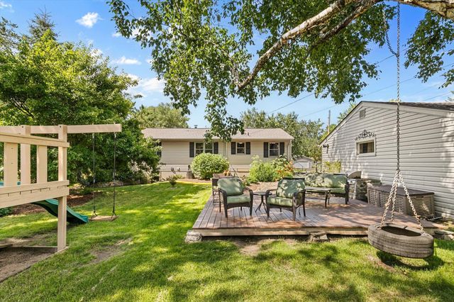 736 Lasso Lane, Eagan, MN 55123