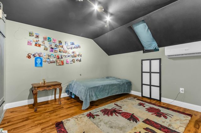 7825 Highway 11, Campobello, SC 29322