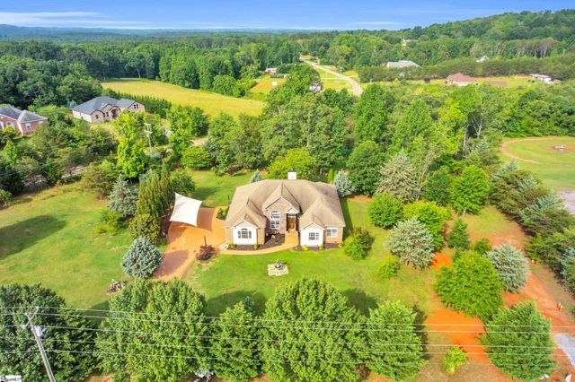 7825 Highway 11, Campobello, SC 29322