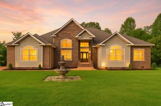 7825 Highway 11, Campobello, SC 29322