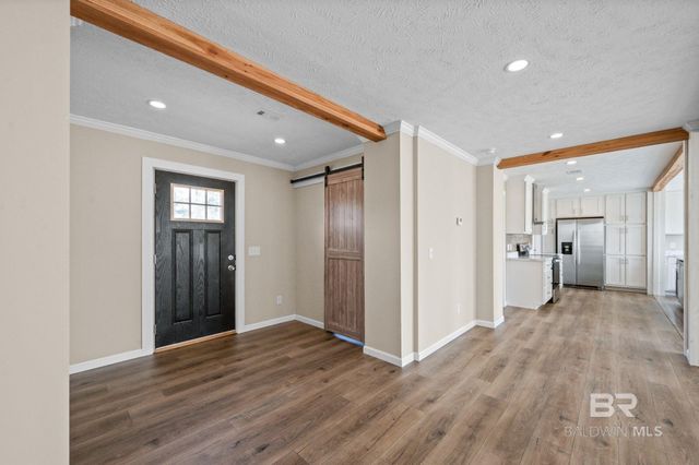 21990 Creekfront Drive, Robertsdale, AL 36567