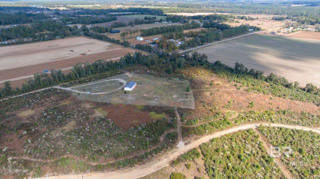 21990 Creekfront Drive, Robertsdale, AL 36567