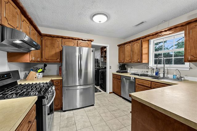 104 N Wortman Place, Claremore, OK 74017