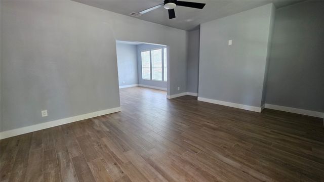 2936 S Jennings Avenue, Fort Worth, TX 76110