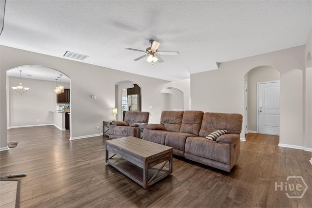 120 Turpentine, Hinesville, GA 31313