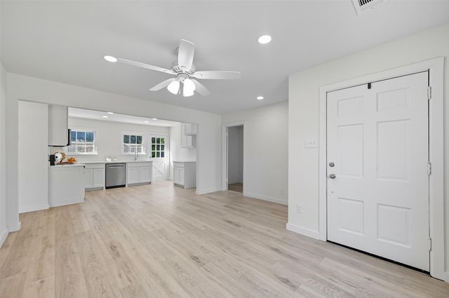 4533 Geddes Avenue, Fort Worth, TX 76107