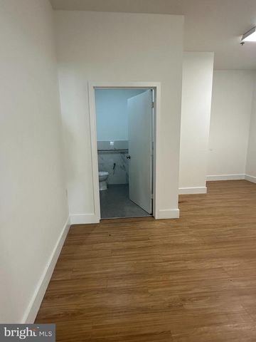 2737 W GIRARD AVE, Philadelphia, PA 19130