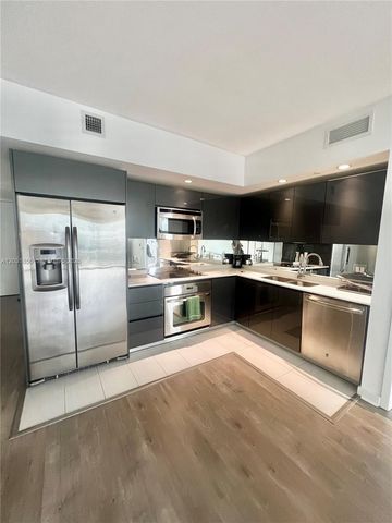31 SE 6th St 2307, Miami, FL 33131
