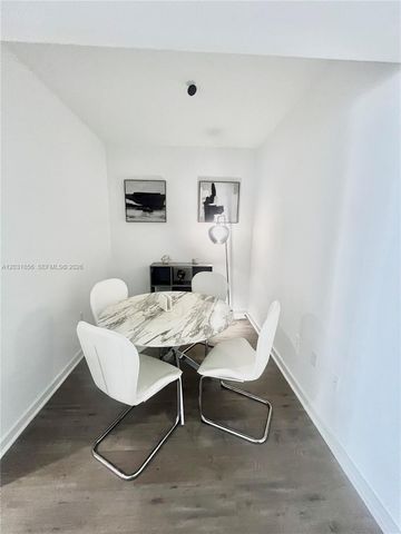31 SE 6th St 2307, Miami, FL 33131