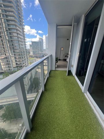 31 SE 6th St 2307, Miami, FL 33131