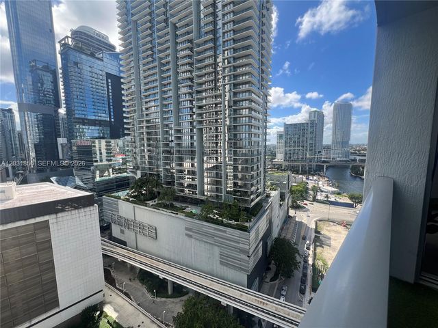 31 SE 6th St 2307, Miami, FL 33131