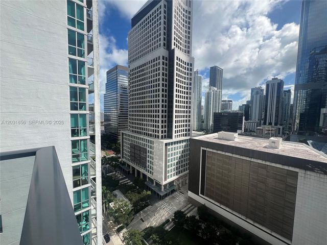 31 SE 6th St 2307, Miami, FL 33131