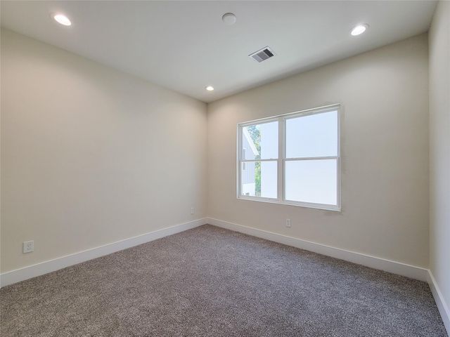5931 Beall Street B, Houston, TX 77091