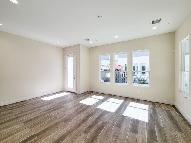 5931 Beall Street B, Houston, TX 77091