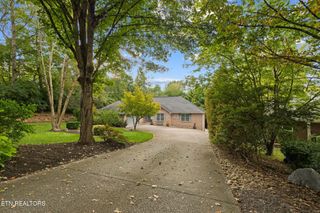 105 Deerfield Lane, Oak Ridge, TN 37830