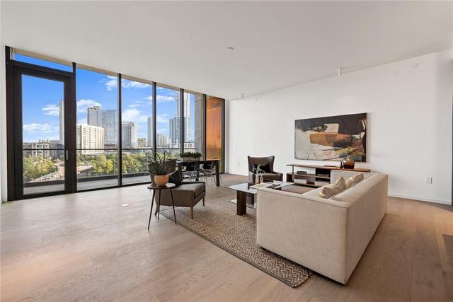 1211 W Riverside DR 7A, Austin, TX 78704