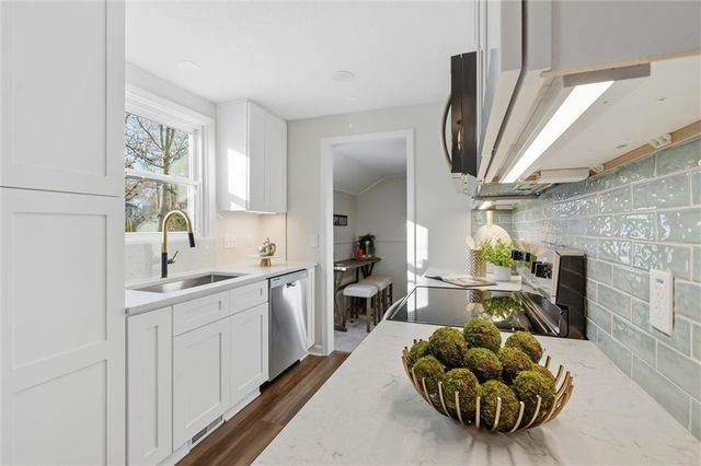 1321 E 76th Street, Kansas City, MO 64131