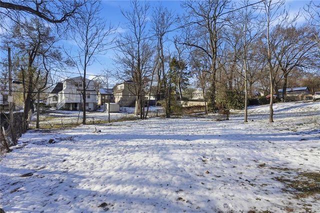 1321 E 76th Street, Kansas City, MO 64131