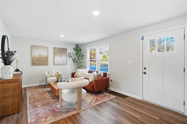 1321 E 76th Street, Kansas City, MO 64131