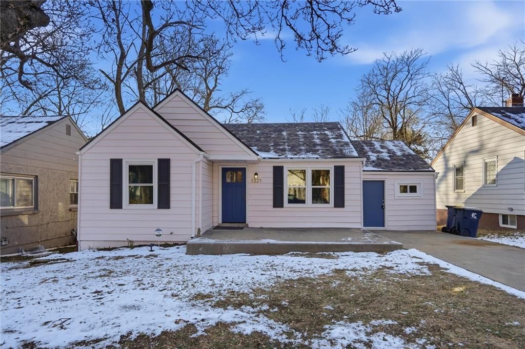 1321 E 76th Street, Kansas City, MO 64131