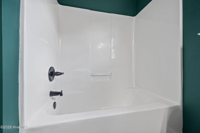 719 Savannah Drive, Jacksonville, NC 28546