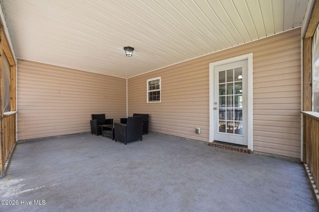 719 Savannah Drive, Jacksonville, NC 28546