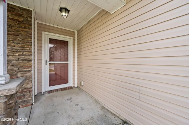 719 Savannah Drive, Jacksonville, NC 28546