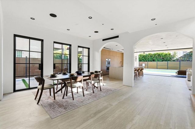 160 N Stanley Drive, Beverly Hills, CA 90211