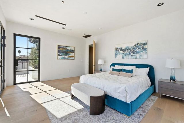 160 N Stanley Drive, Beverly Hills, CA 90211